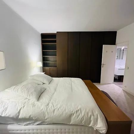 Champ De Mars Grenelle *