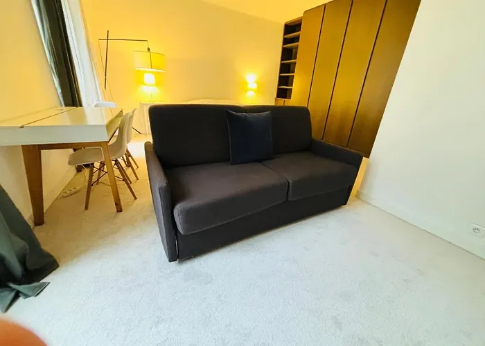 Champ De Mars Grenelle 파리